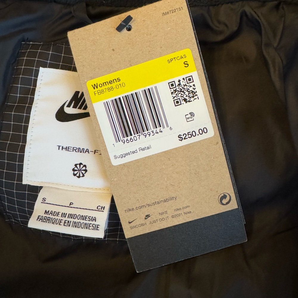 Nike Therma-Fit WindPuffer Grid Padded Loose Fit Jacket Women's Size Small (NWT) - Picture 10 of 14